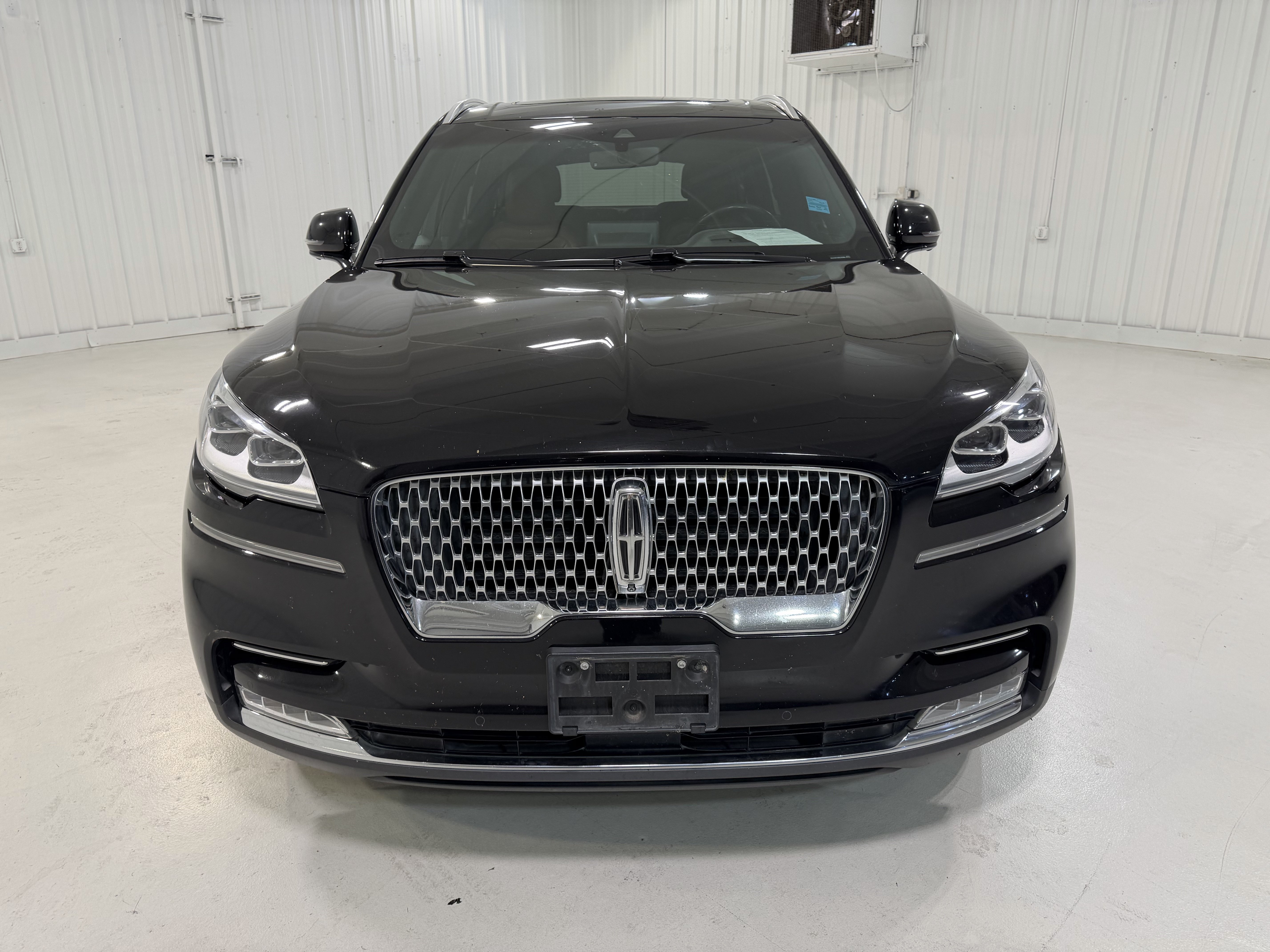 Used 2022 Lincoln Aviator Reserve w/ Equipment Group 201A RWD image 8