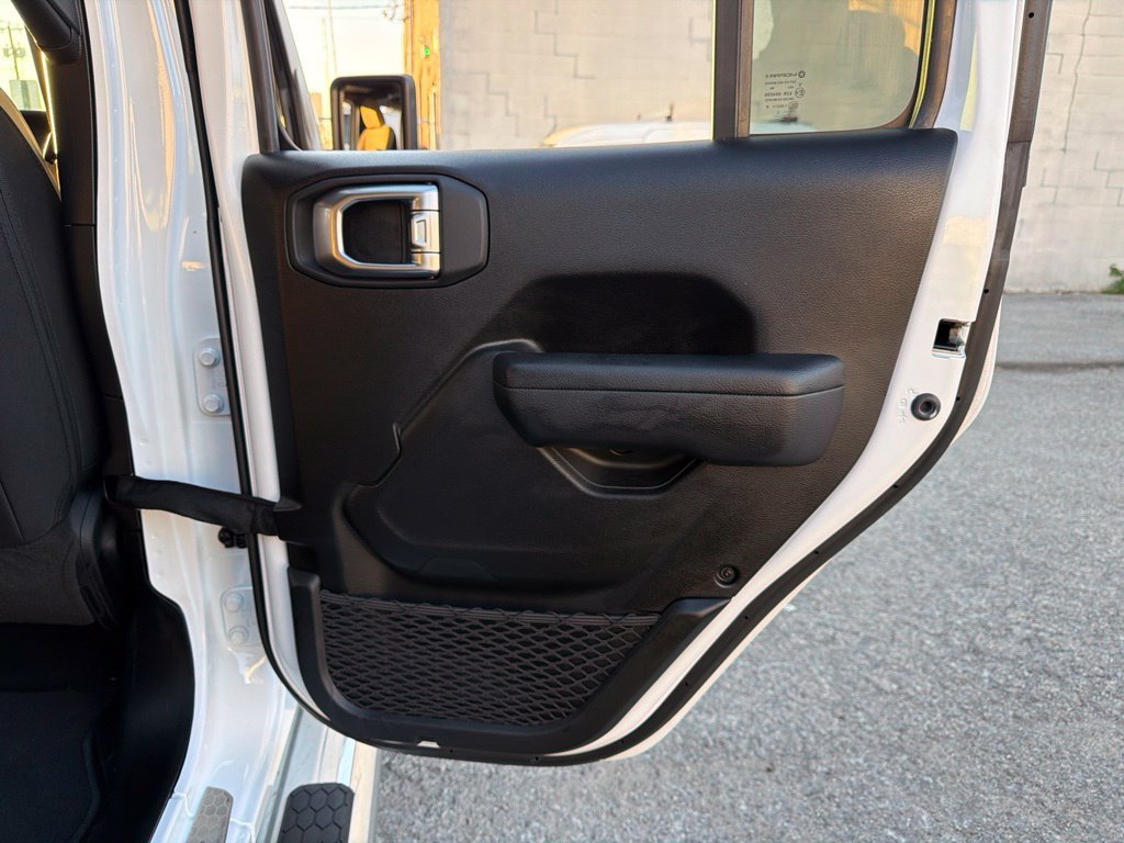 Used 2023 Jeep Wrangler Unlimited Sport w/ Sun And Sound Package AWD/4WD image 19