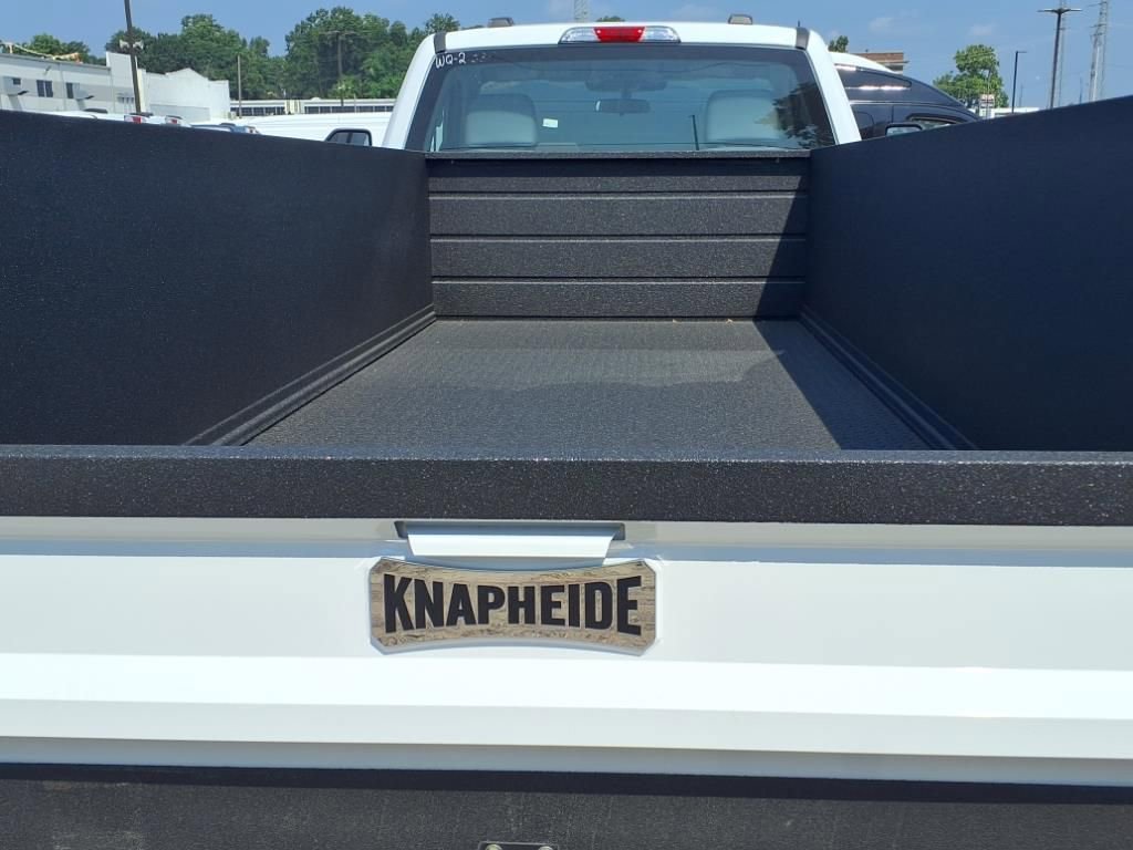 New 2024 Ford F550 2WD Regular Cab Super Duty image 25