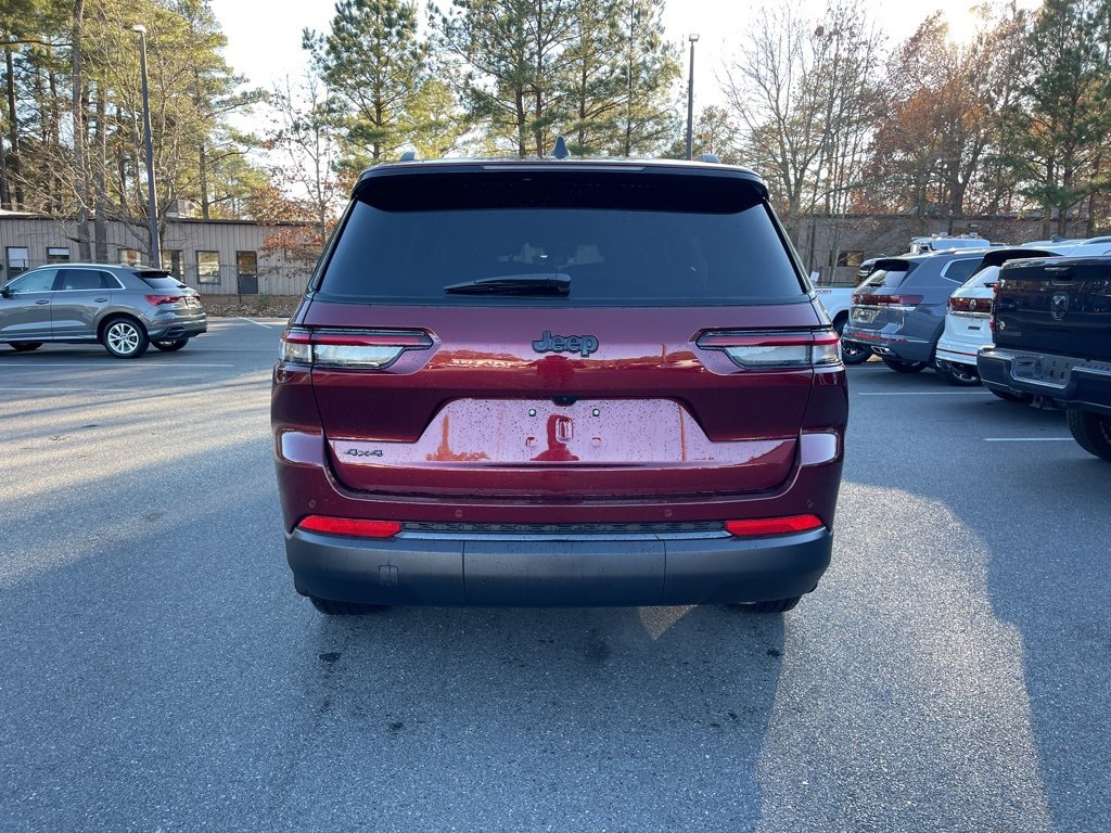 New 2025 Jeep Grand Cherokee L Altitude image 5