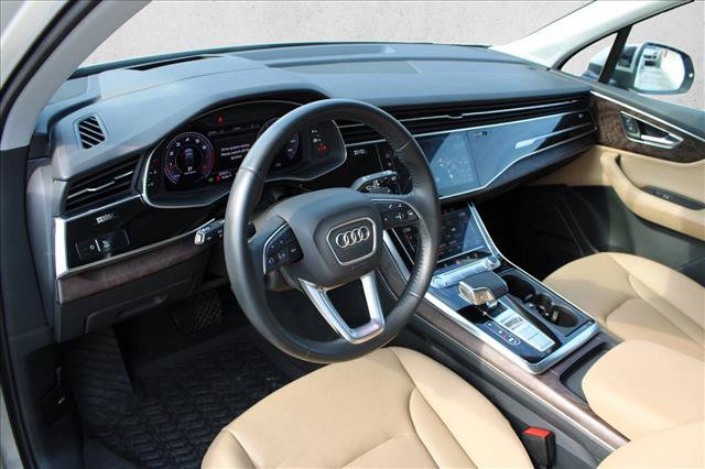 Used 2020 Audi Q7 3.0T Prestige AWD/4WD image 17