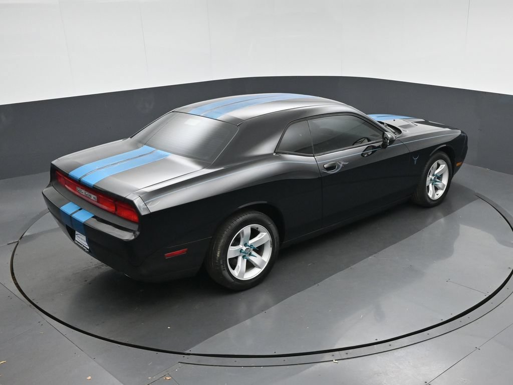 Used 2012 Dodge Challenger SXT RWD image 51