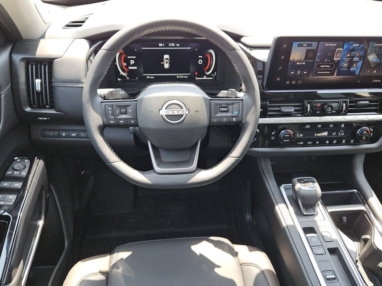 New 2026 Nissan Pathfinder Platinum FWD image 5