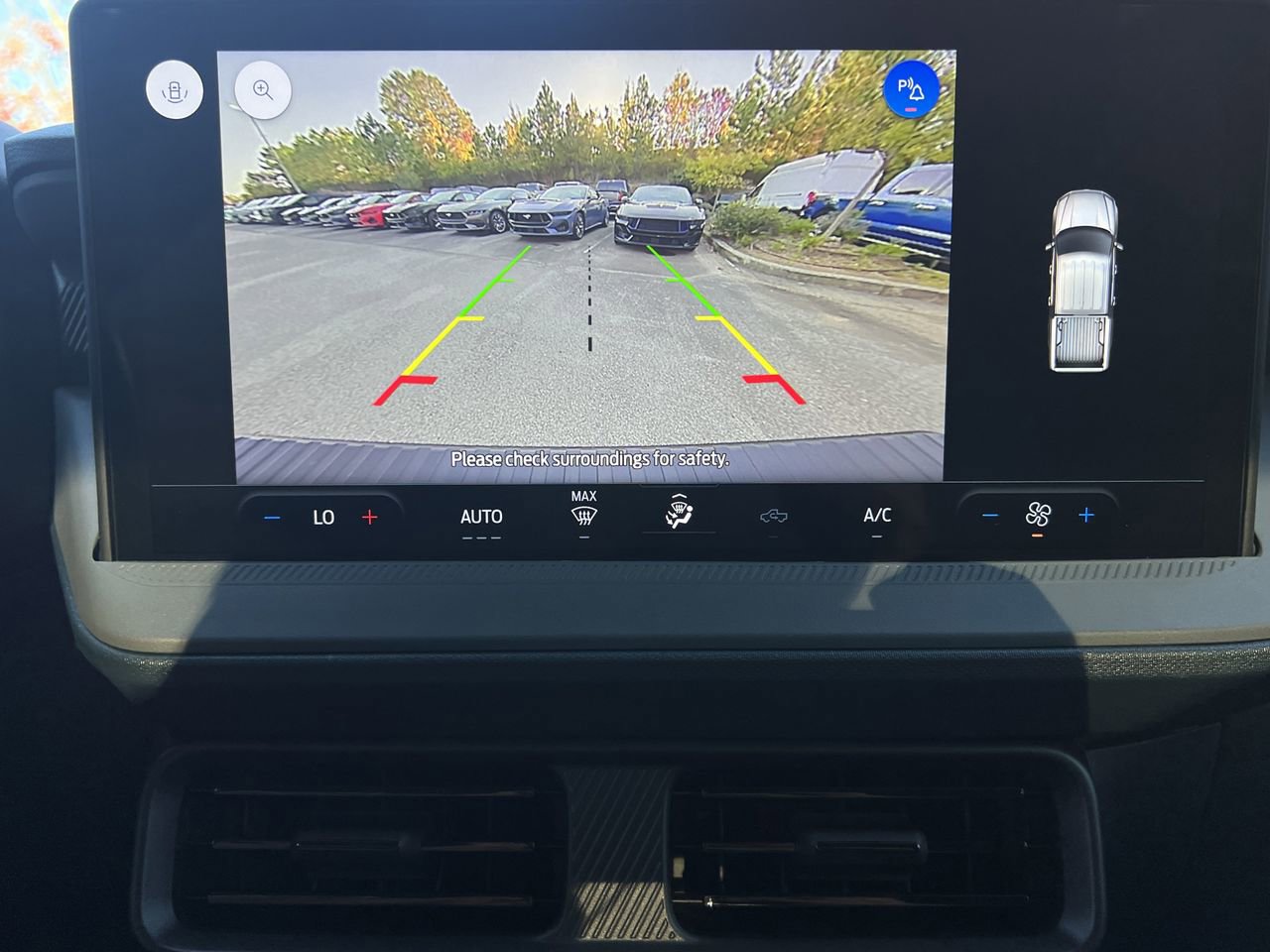 New 2025 Ford Maverick XL image 3