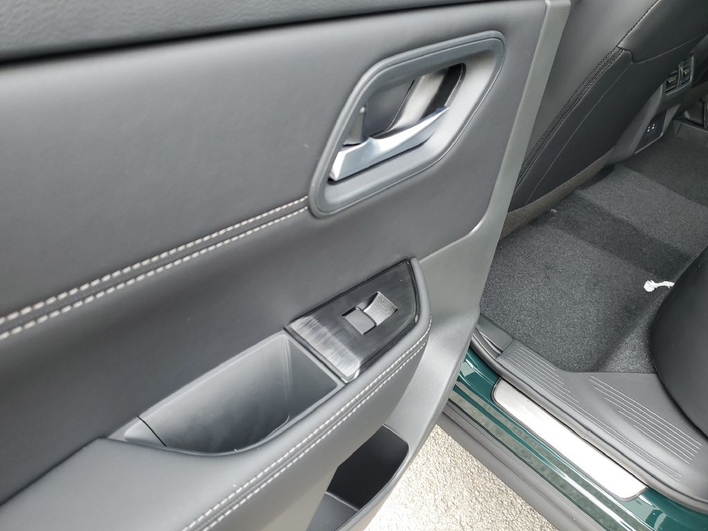 New 2026 Nissan Rogue Dark Armor FWD image 10