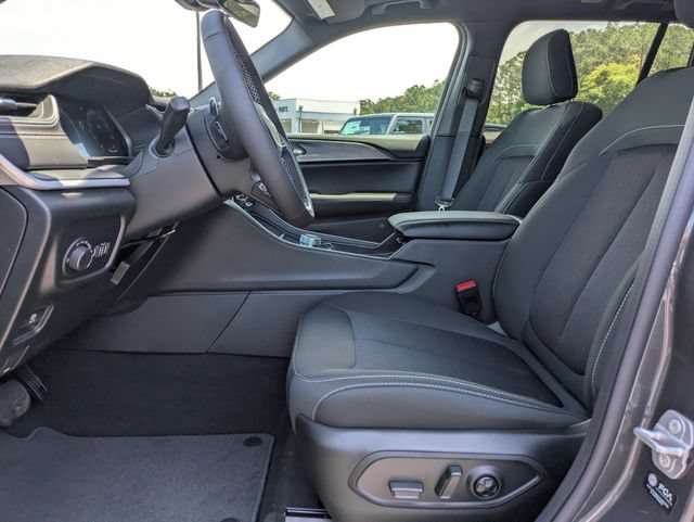 New 2026 Jeep Grand Cherokee Laredo X AWD/4WD image 20