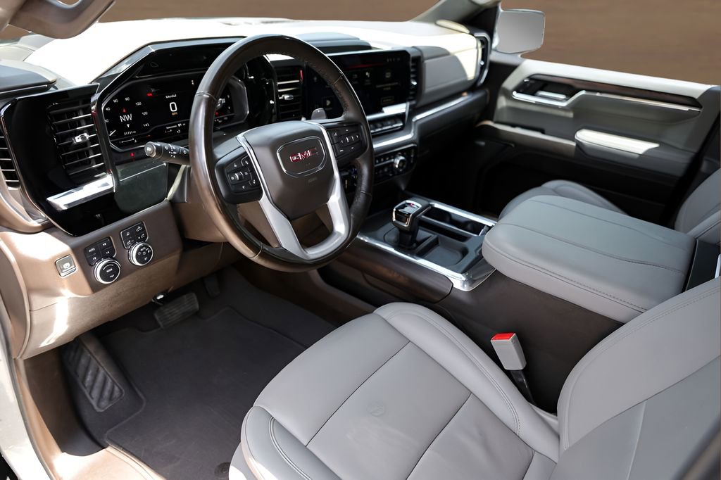 Used 2024 GMC Sierra 1500 SLT AWD/4WD image 10