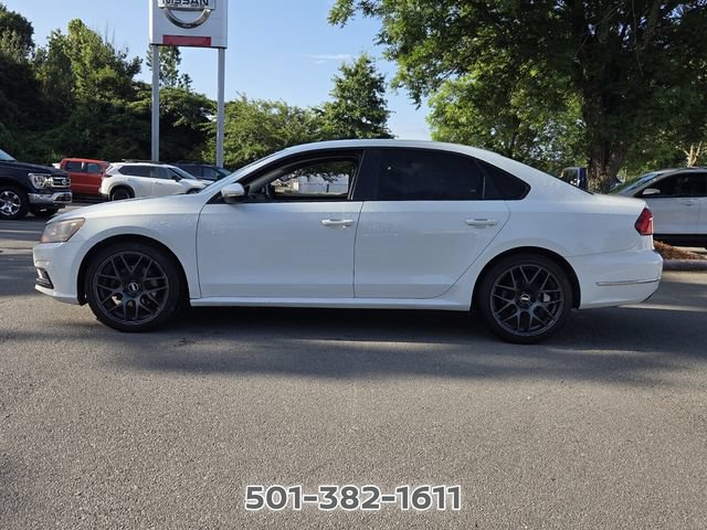 Used 2018 Volkswagen Passat 2.0T S w/ Driver Assistance Package FWD image 2