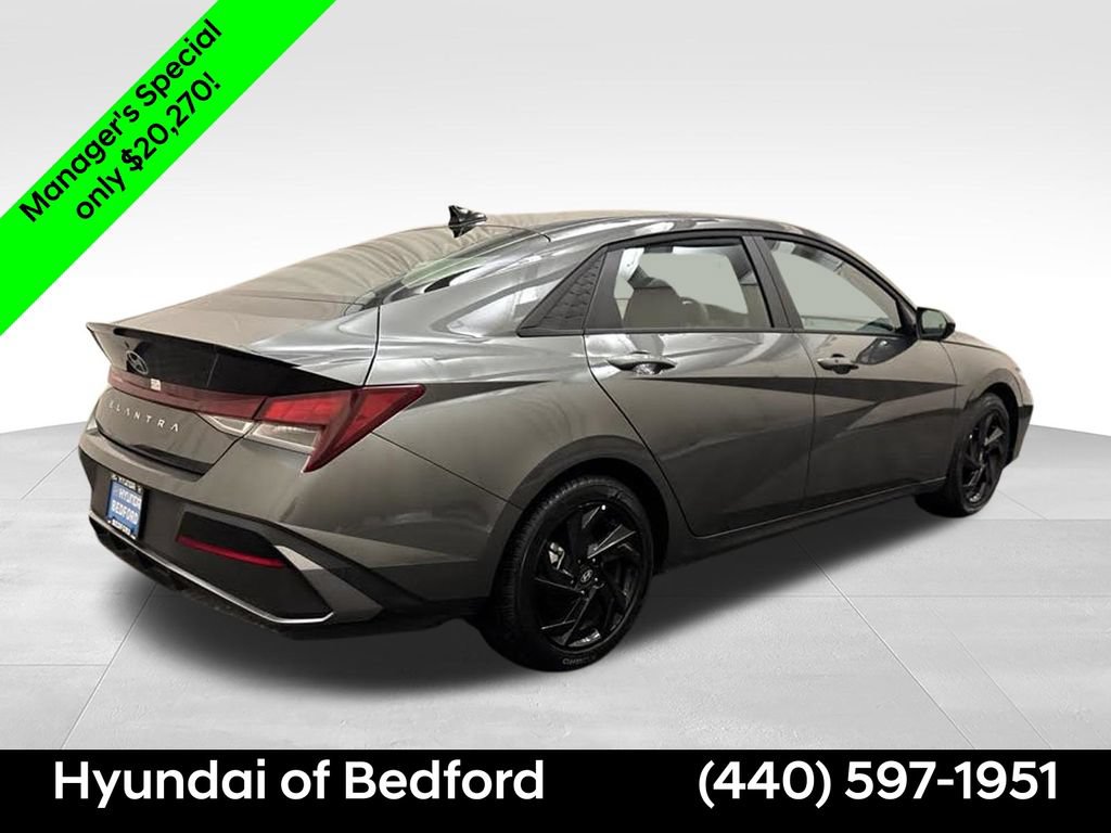 Certified 2026 Hyundai Elantra Sport FWD image 4