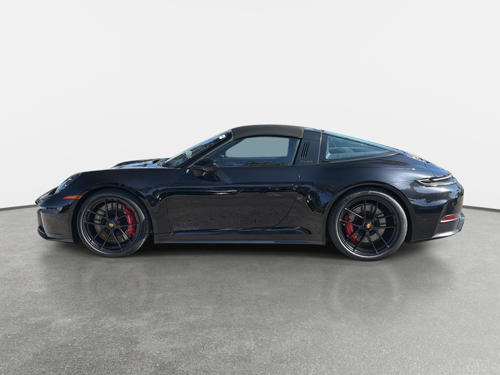 Used 2025 Porsche 911 Targa 4 GTS image 6