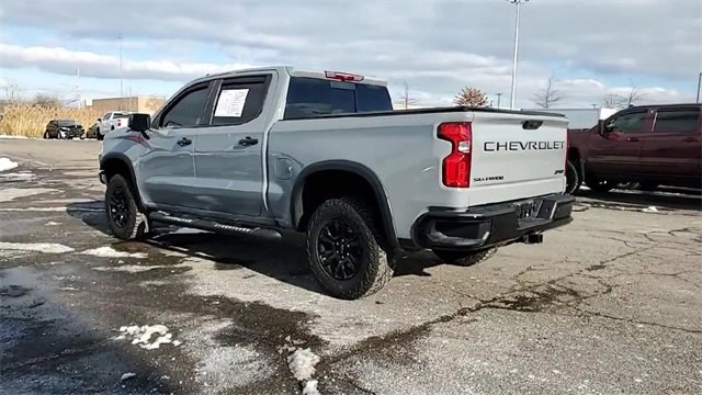 Used 2024 Chevrolet Silverado 1500 ZR2 w/ LPO, Dark Essentials Package image 4