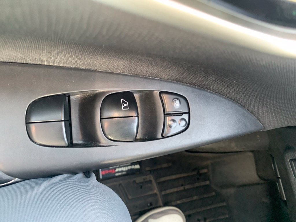 Used 2019 Nissan Sentra FWD image 16