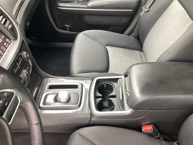 Used 2019 Chrysler 300 Touring w/ Sport Appearance Package image 23