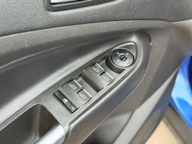 Used 2017 Ford Escape Titanium image 19