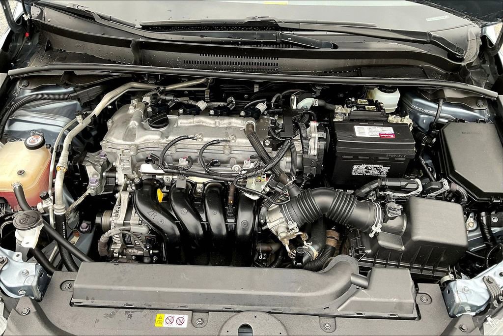 Used 2021 Toyota Corolla LE FWD image 9