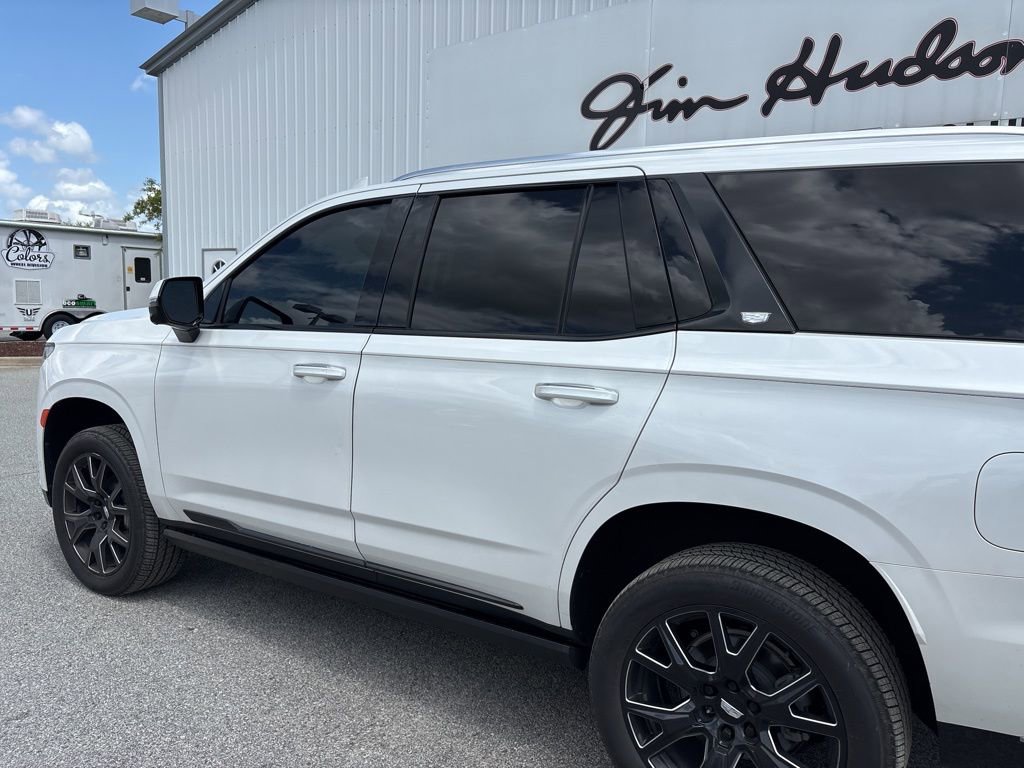 Used 2022 Cadillac Escalade Premium Luxury w/ Performance Package image 7