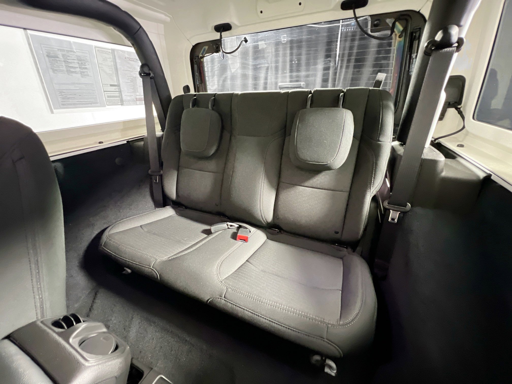 Used 2022 Jeep Wrangler Sport image 29