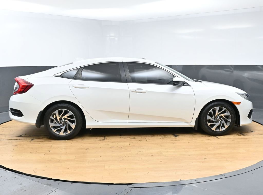 Used 2018 Honda Civic EX image 8