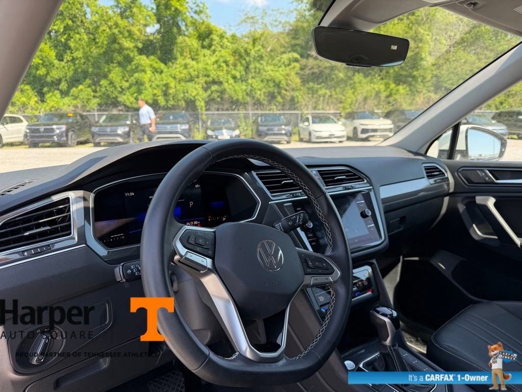 Used 2022 Volkswagen Tiguan SE image 14