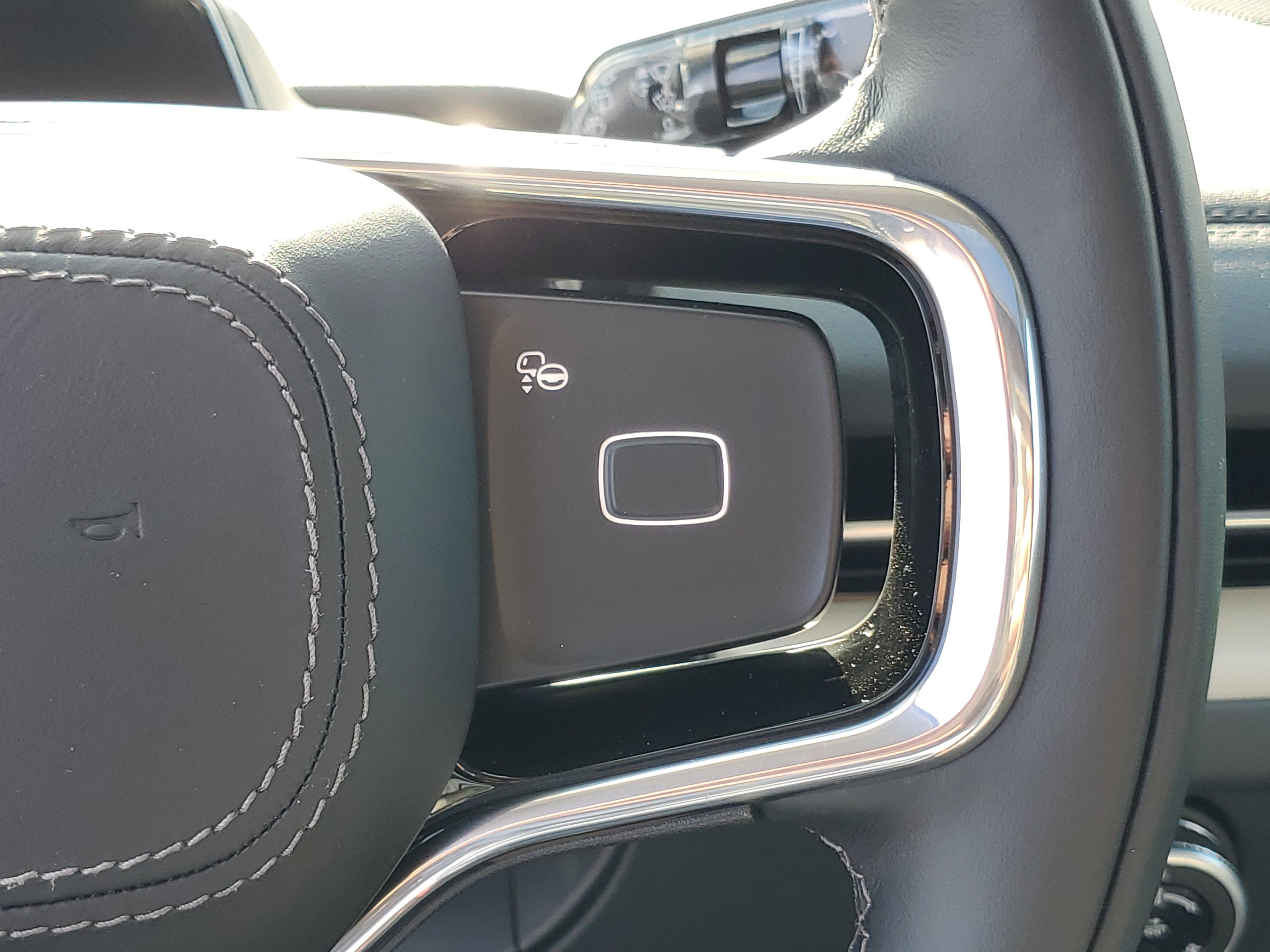 New 2026 Lincoln Navigator L Reserve AWD/4WD image 18