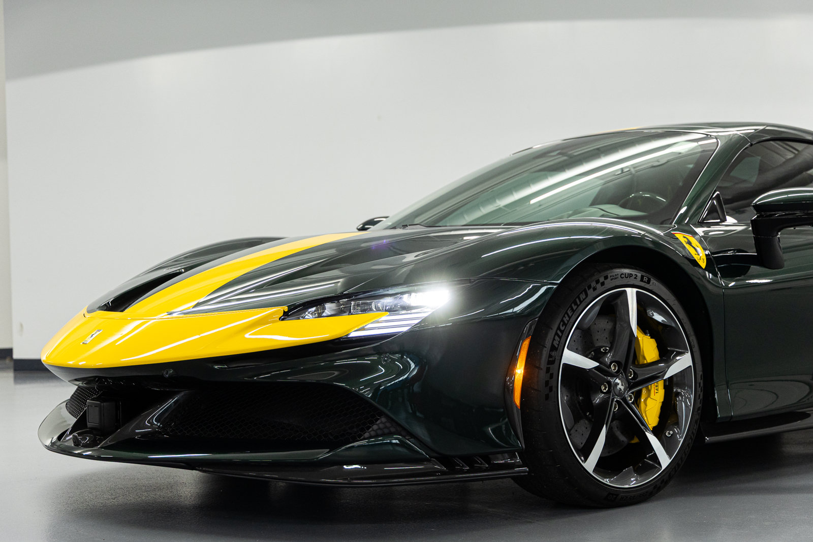 Used 2025 Ferrari SF90 Spider AWD/4WD image 20