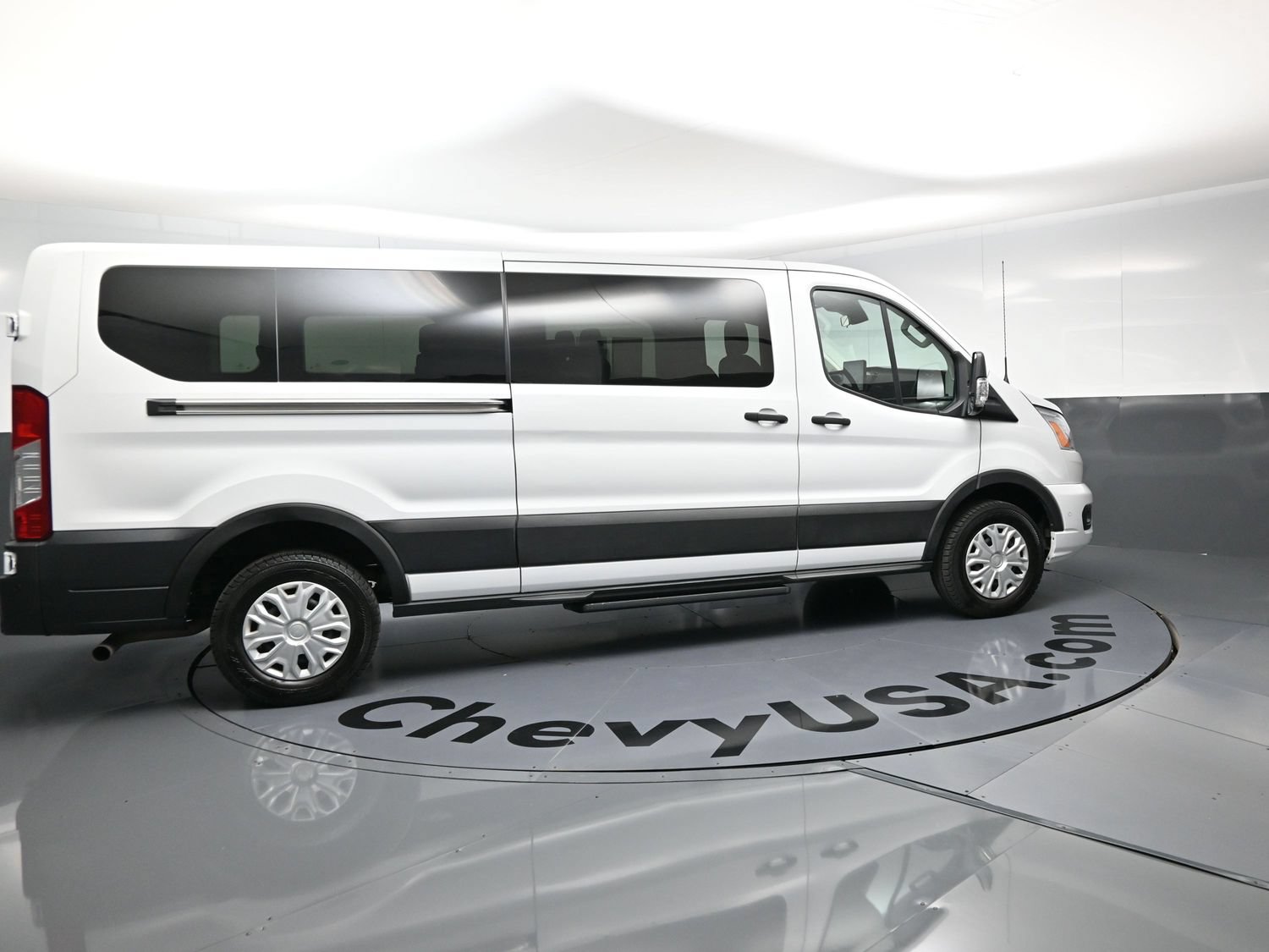 Used 2022 Ford Transit 350 XLT RWD image 26