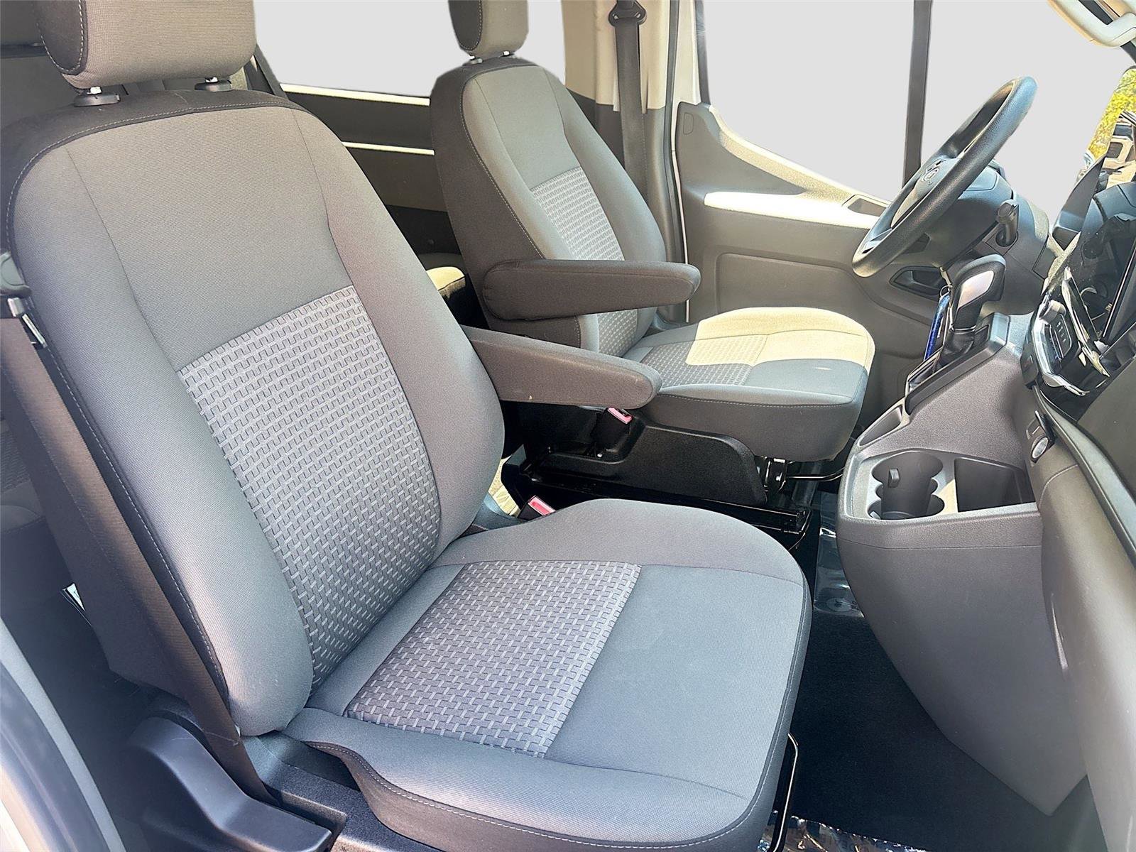 Used 2024 Ford Transit 350 XLT RWD image 30