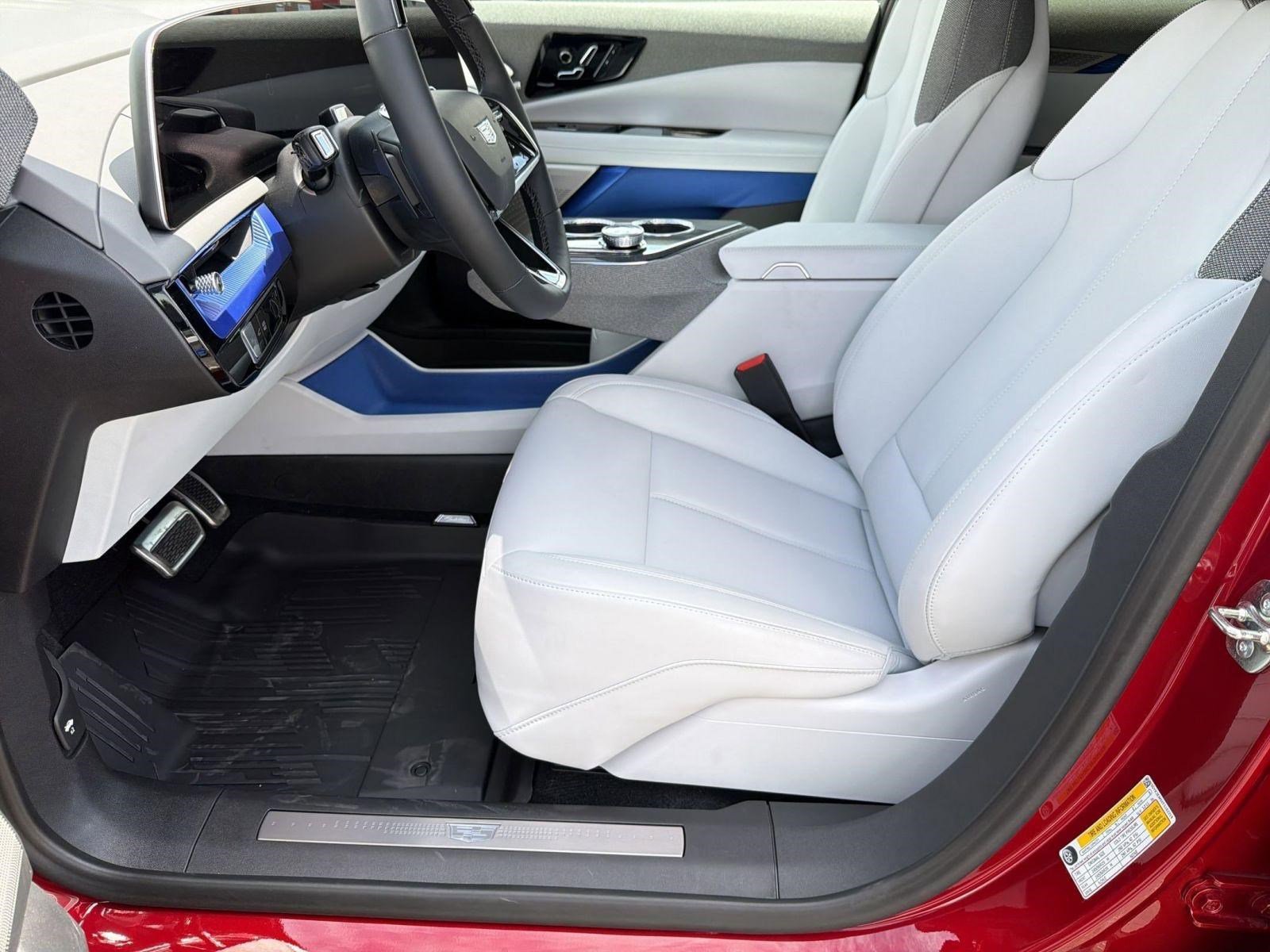 New 2026 Cadillac Optiq Sport 1 w/ LPO, Floor Liner Package RWD image 4