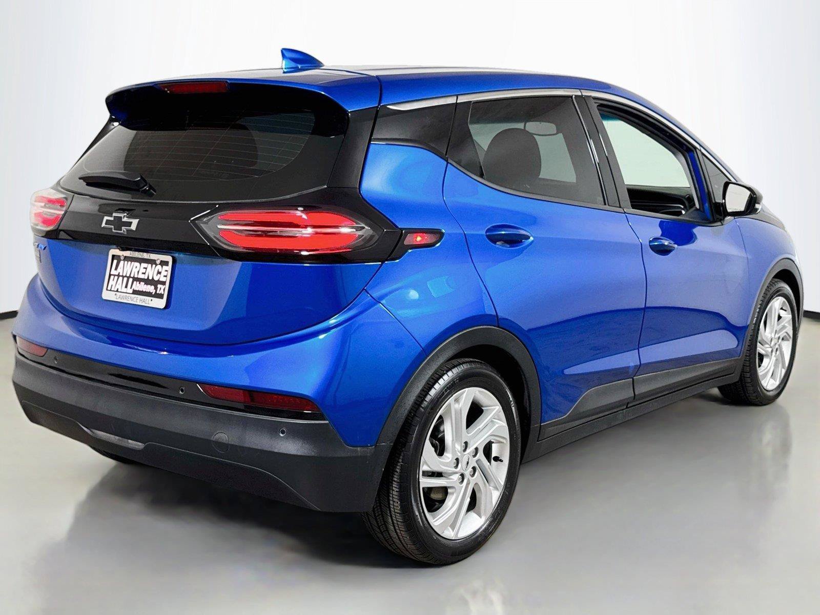 Certified 2023 Chevrolet Bolt LT FWD image 4