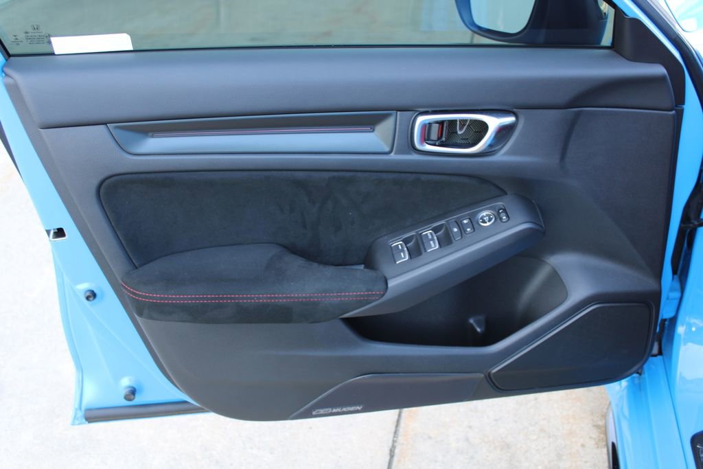 Used 2023 Honda Civic Type R image 7