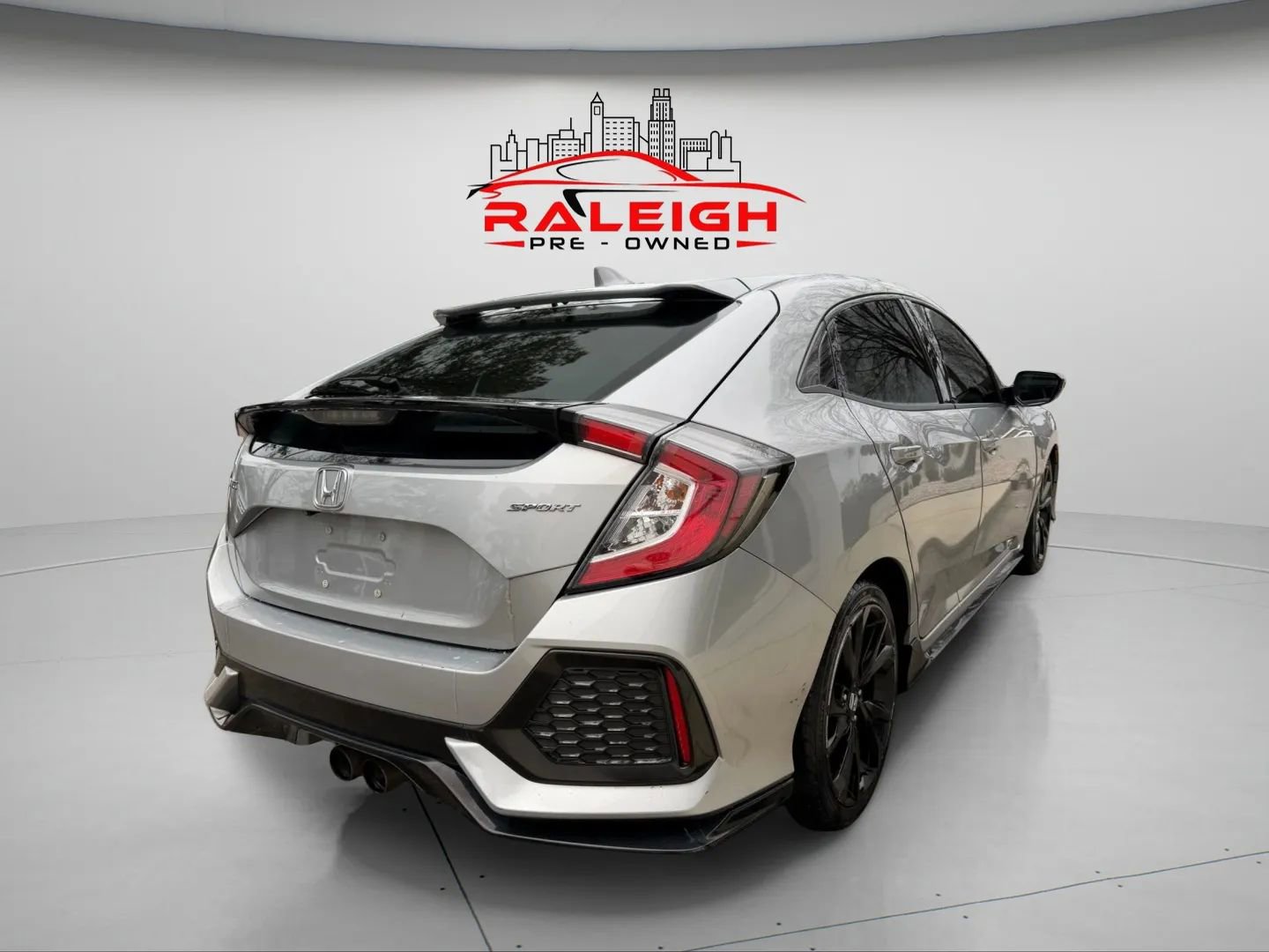 Used 2017 Honda Civic Sport image 5