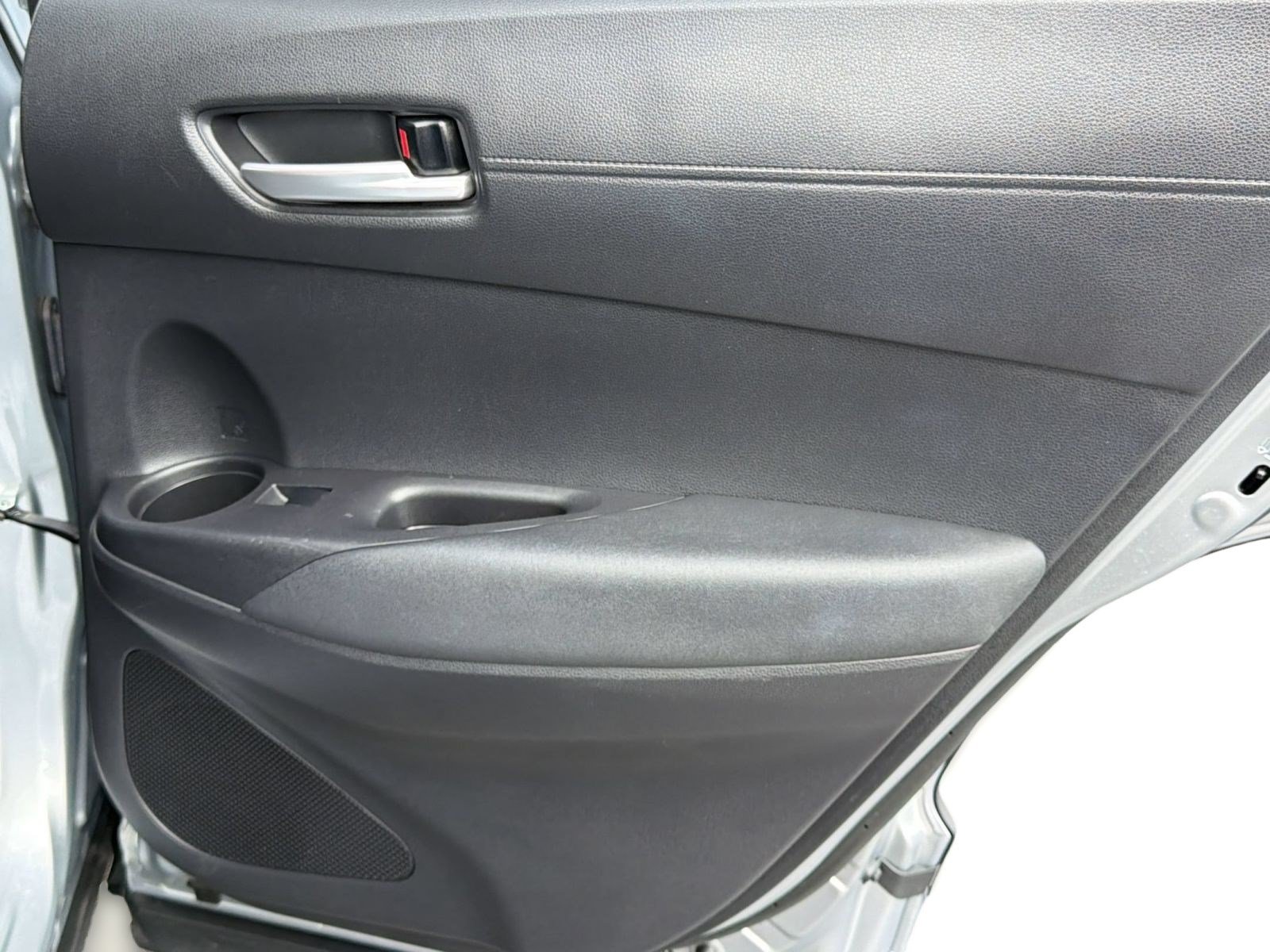 Used 2023 Toyota Corolla Cross XLE FWD image 32