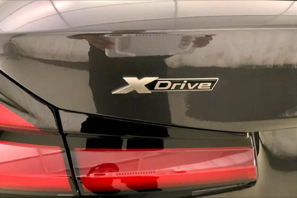 Used 2022 BMW M550i xDrive w/ Executive Package AWD/4WD image 7