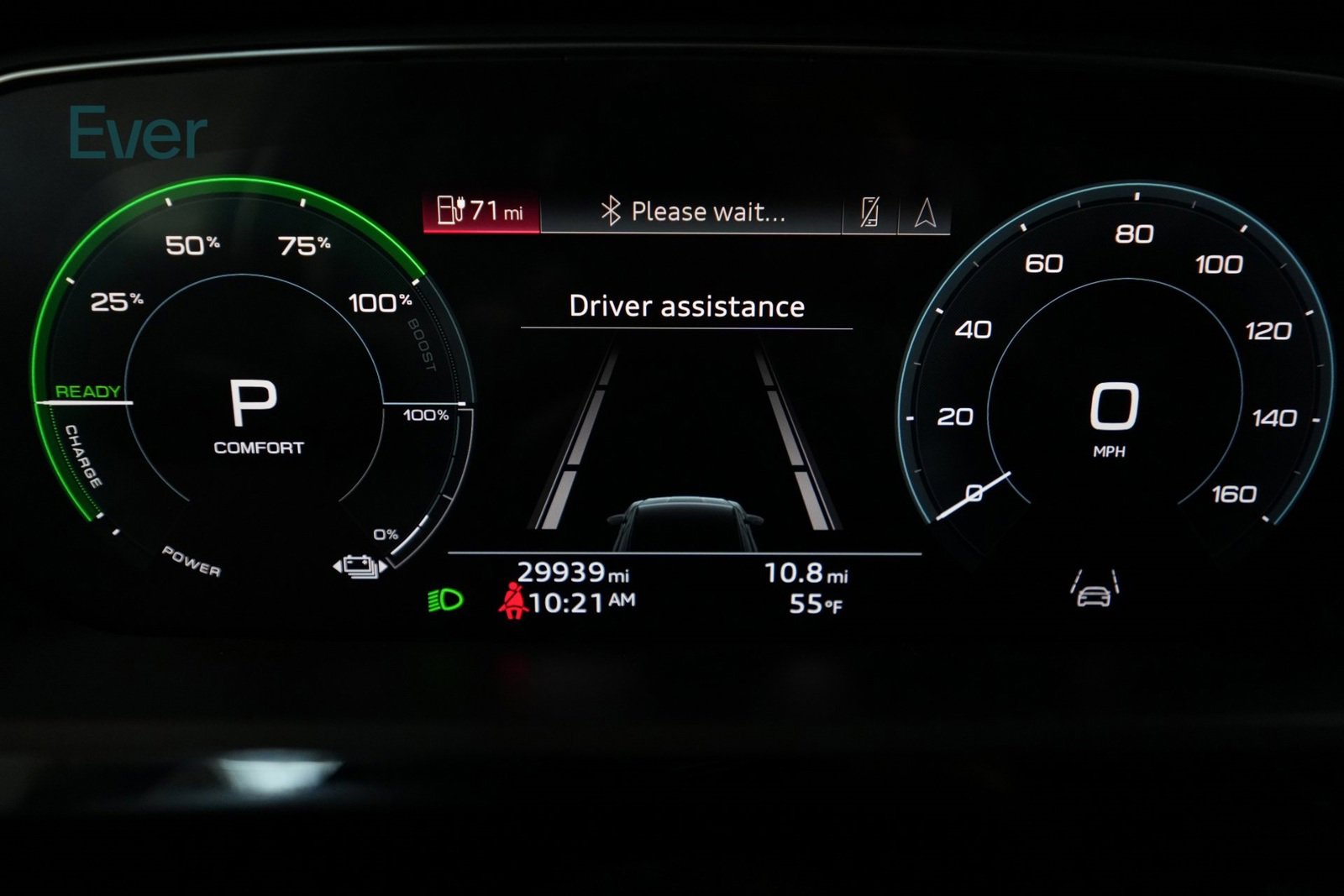 Used 2022 Audi e-tron Premium Plus image 29