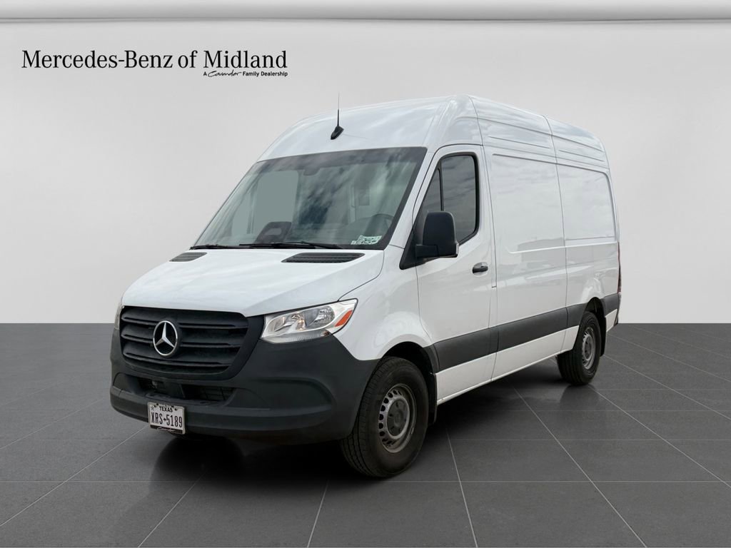 Used 2025 Mercedes-Benz Sprinter 2500 image 3