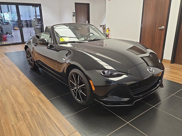 New 2026 MAZDA MX-5 Miata Grand Touring w/ Appearance Package
