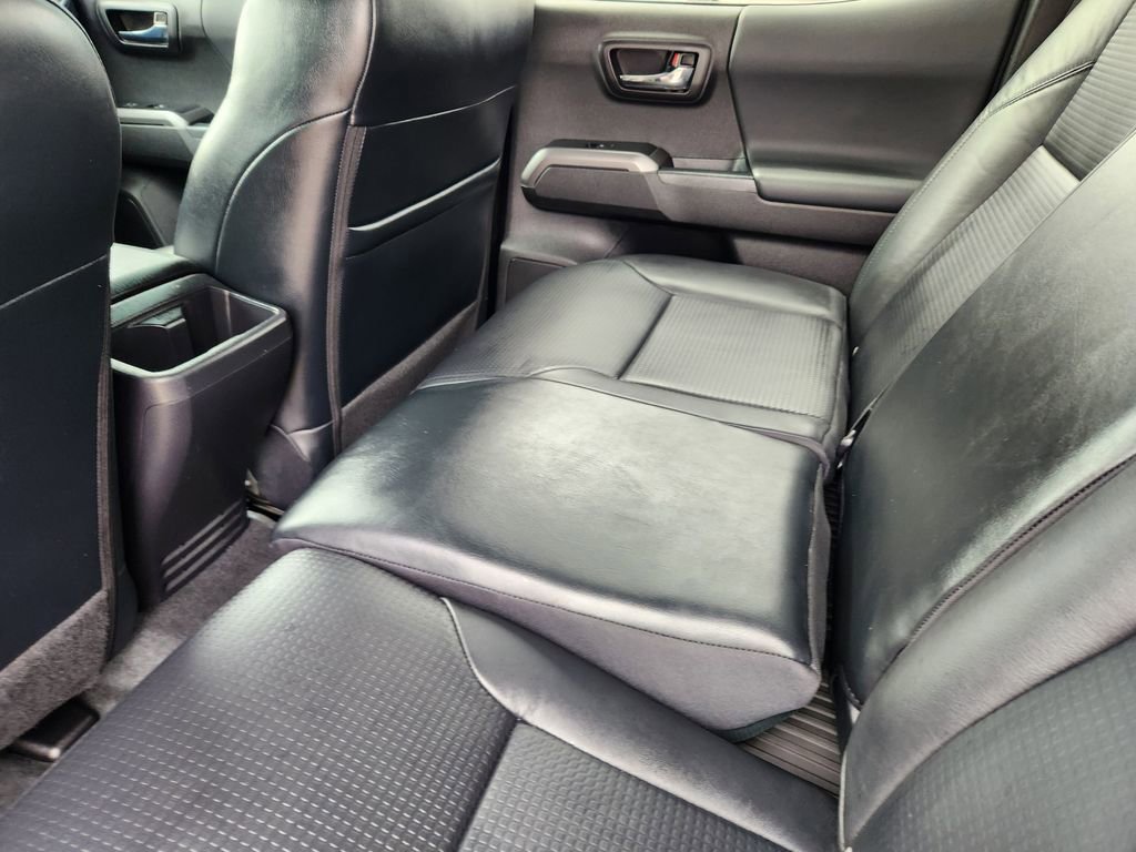 Used 2023 Toyota Tacoma TRD Off-Road w/ TRD Premium Off Road Package image 27