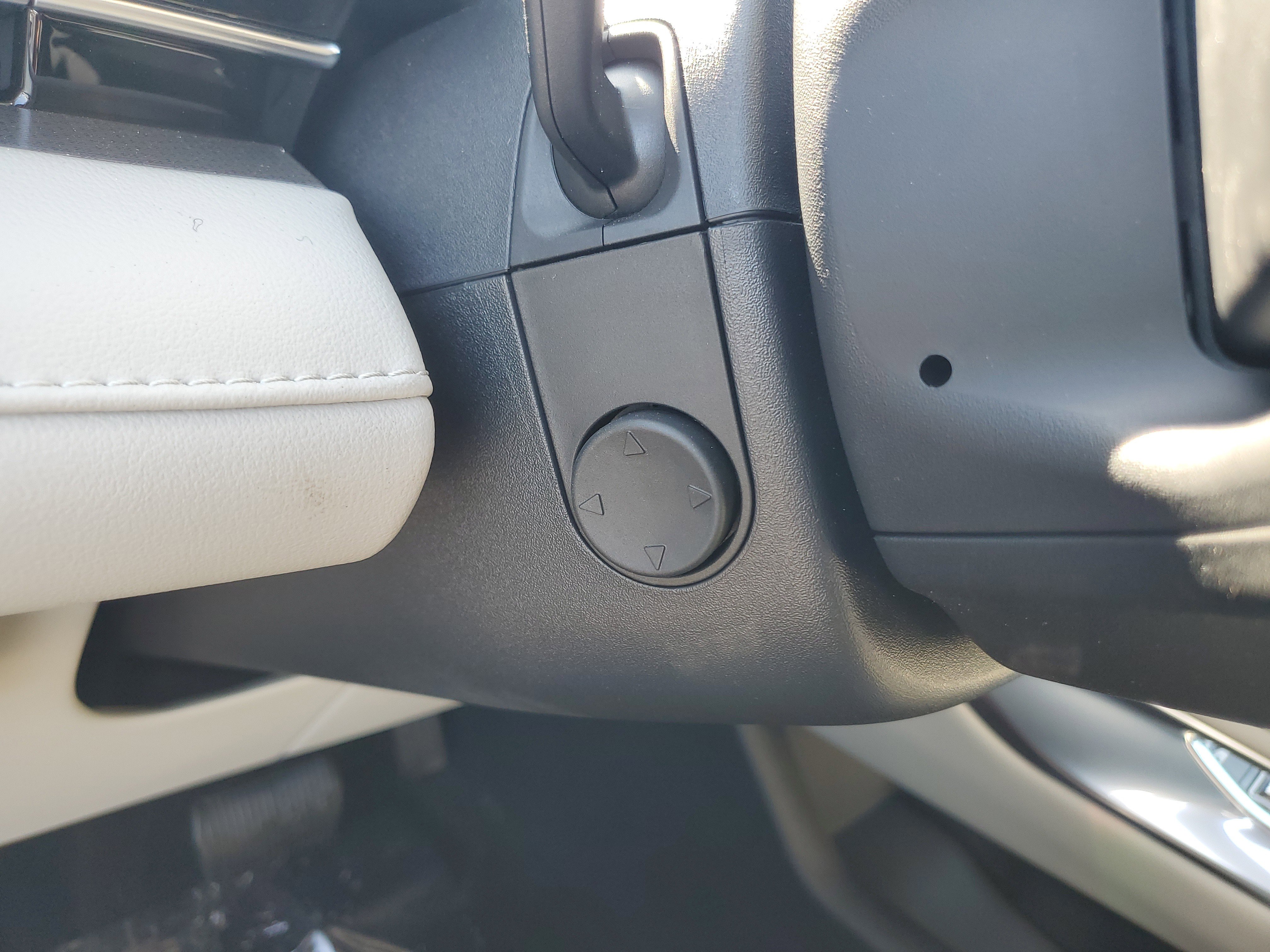 New 2026 Lincoln Nautilus Premier image 14