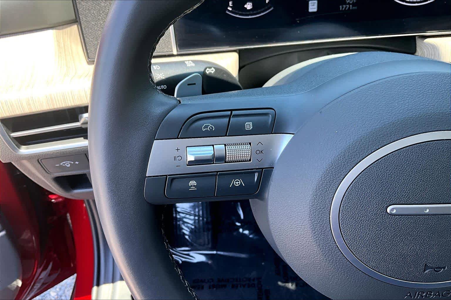 Used 2025 Hyundai Sonata SEL FWD image 24