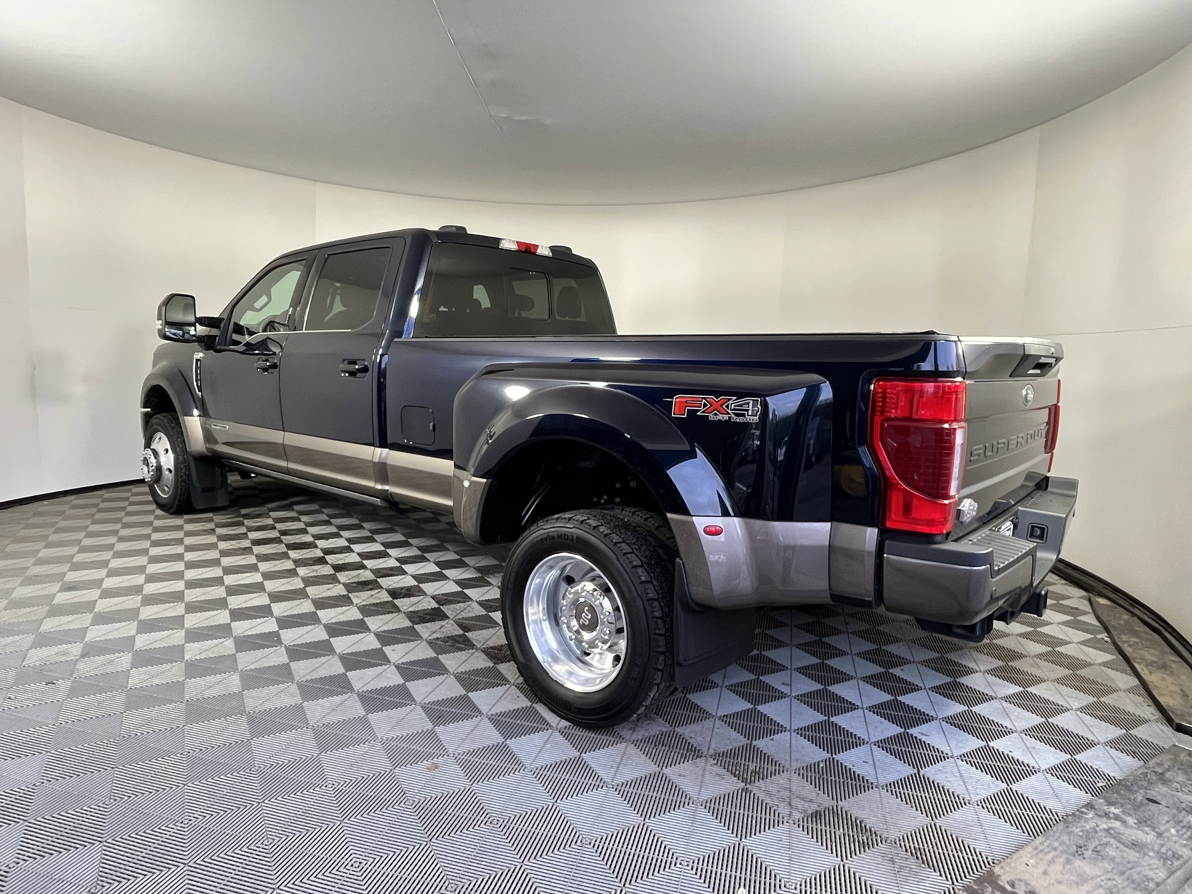 Used 2022 Ford F450 King Ranch w/ King Ranch Ultimate Package image 3