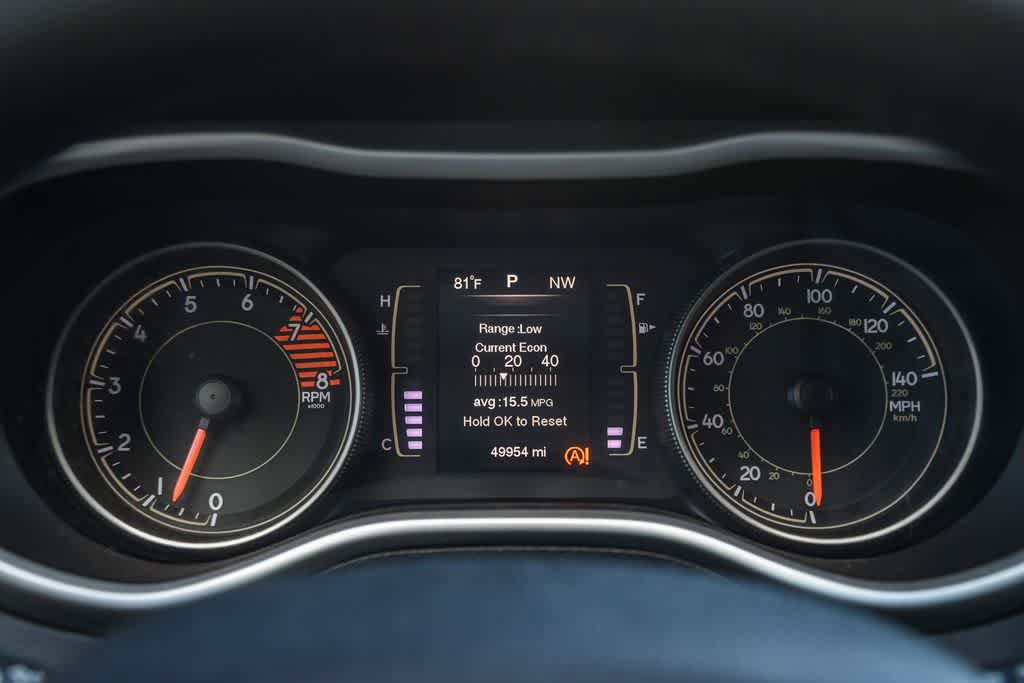 Used 2016 Jeep Cherokee Latitude w/ Comfort/Convenience Group FWD image 22