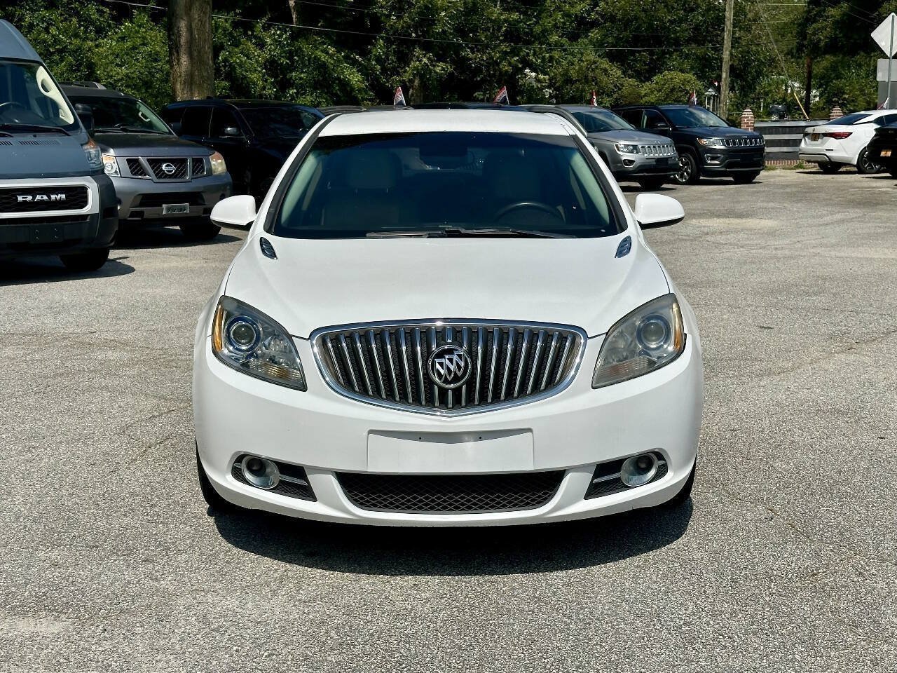 Used 2016 Buick Verano FWD image 2