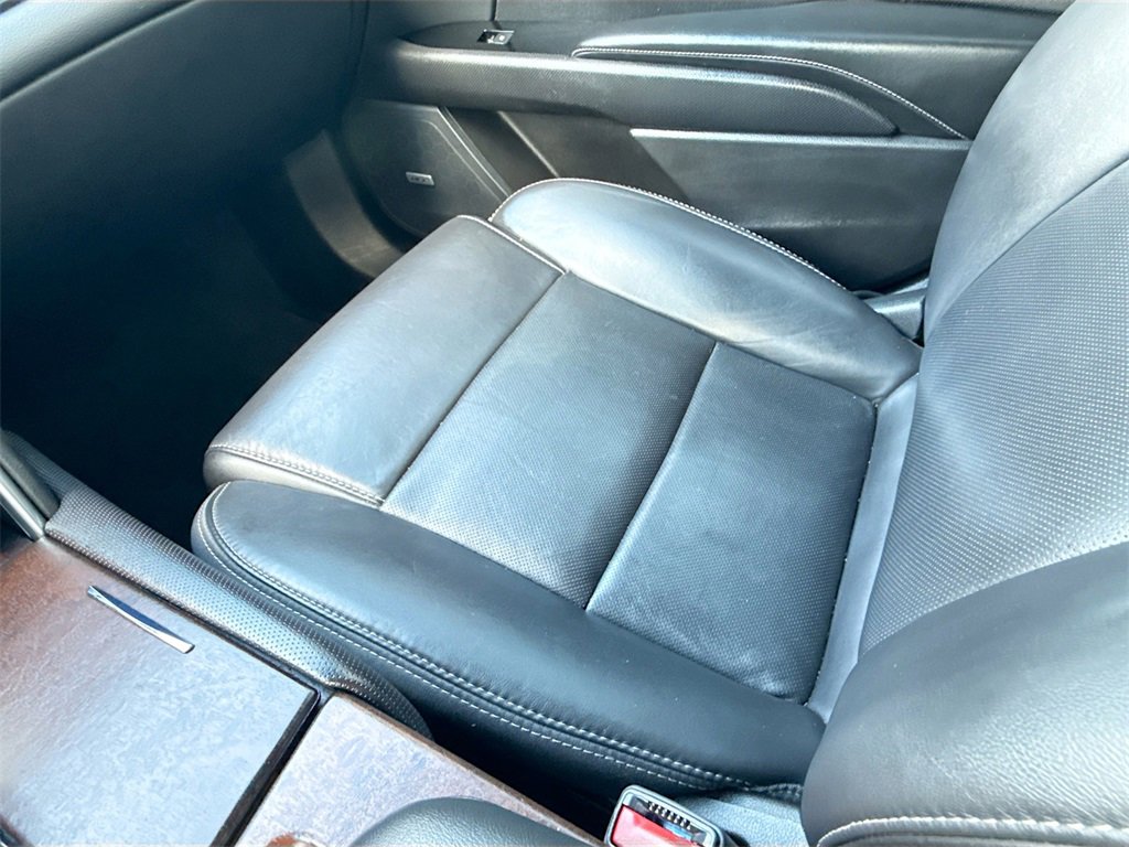 Used 2019 Cadillac XTS Luxury image 24