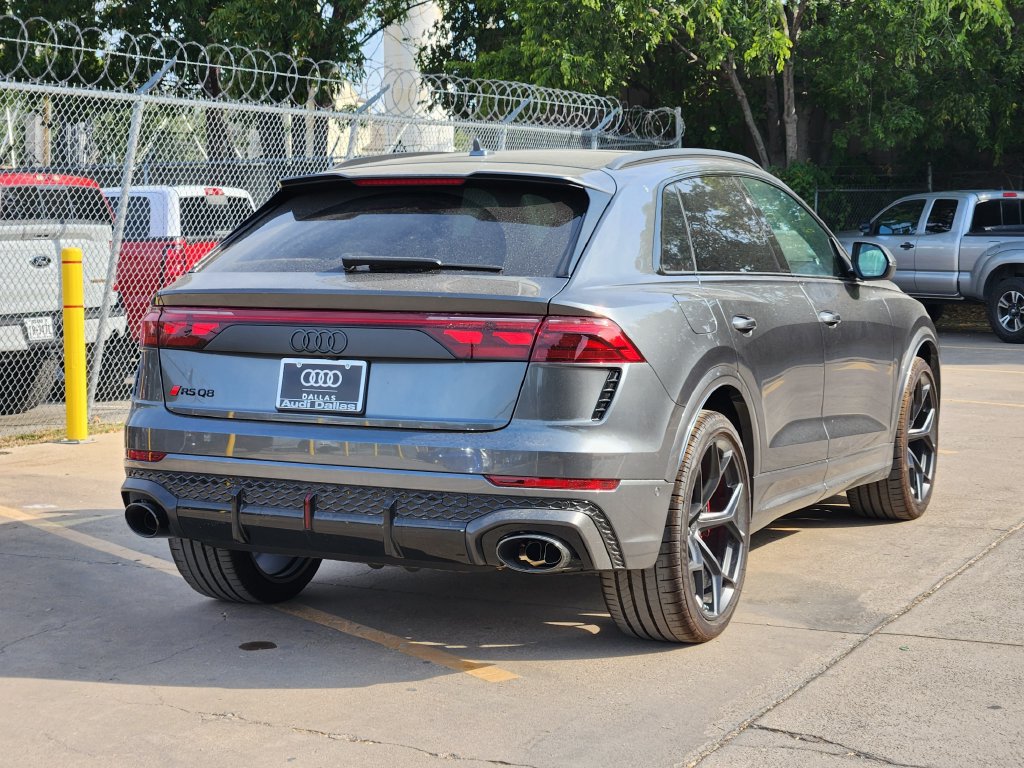 New 2027 Audi RS Q8 performance AWD/4WD image 11