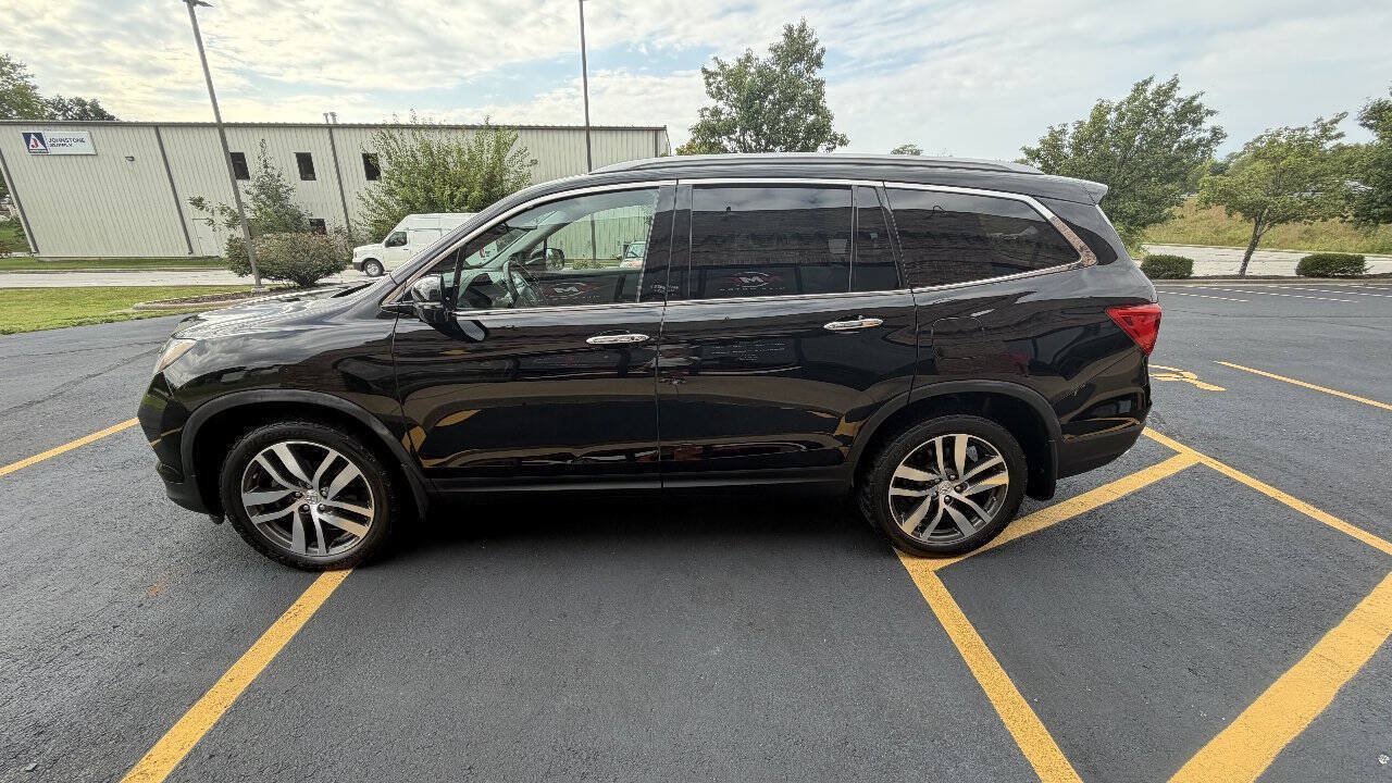Used 2017 Honda Pilot Touring image 6
