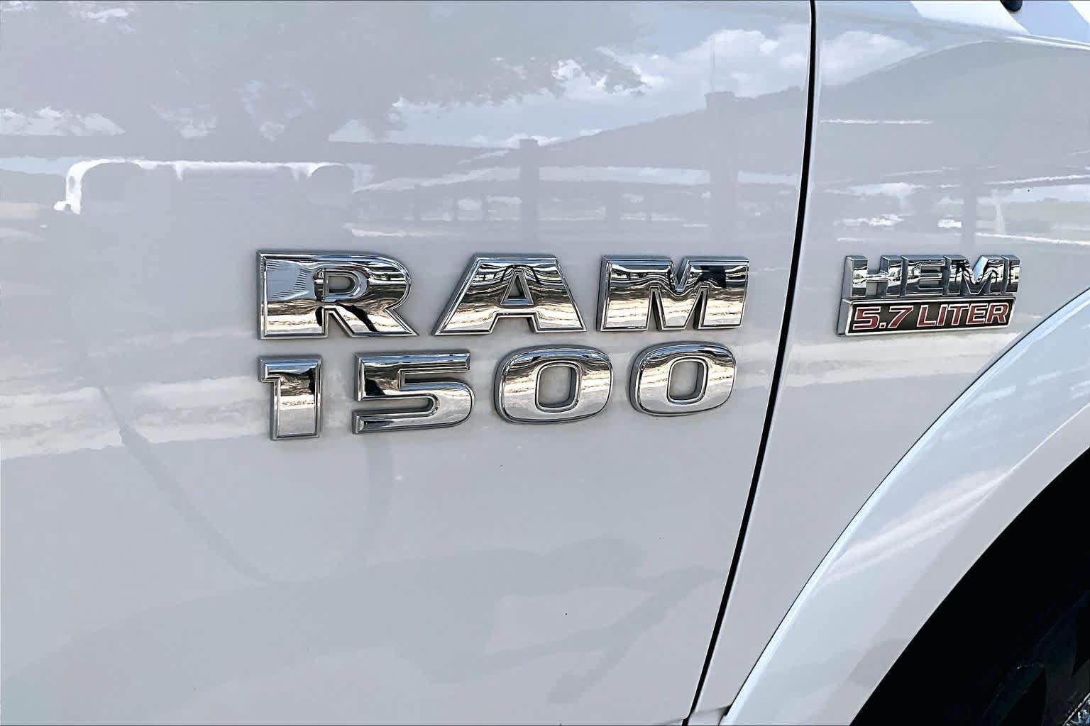 Used 2016 RAM 1500 Limited AWD/4WD image 10
