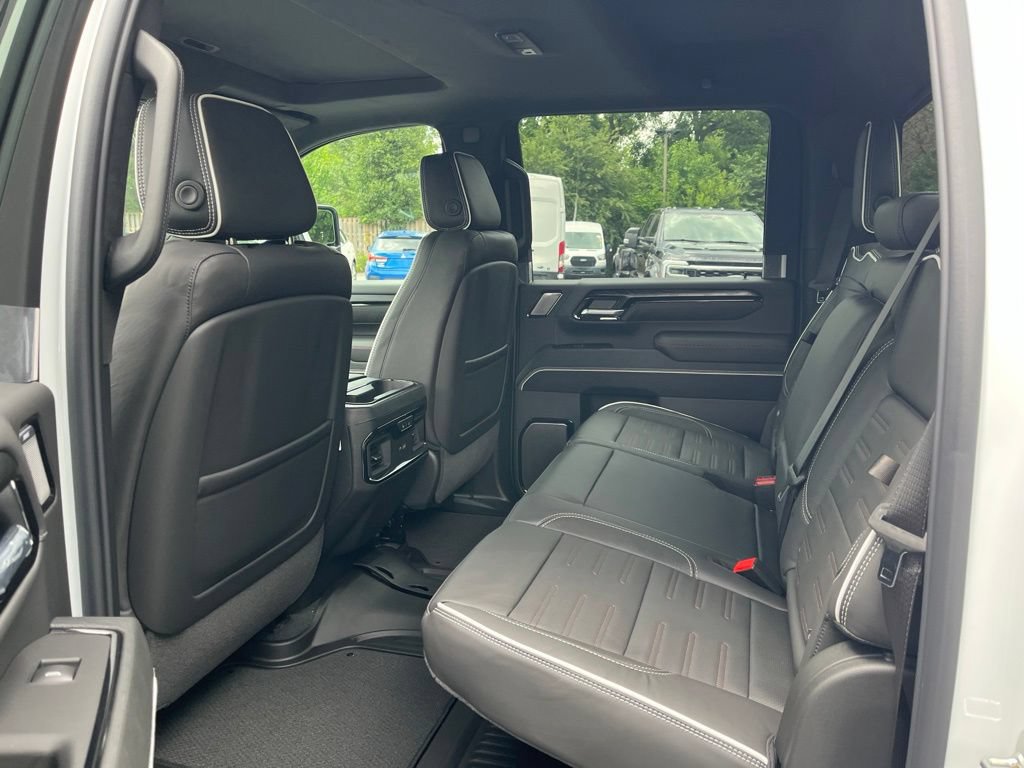 New 2026 GMC Sierra 2500 AT4X AWD/4WD image 13