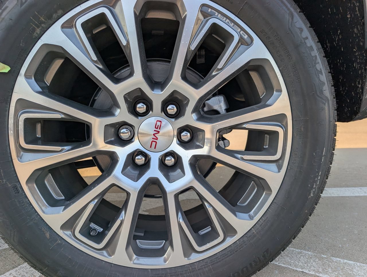 New 2026 GMC Yukon Denali w/ Sun & Power Step Package AWD/4WD image 6