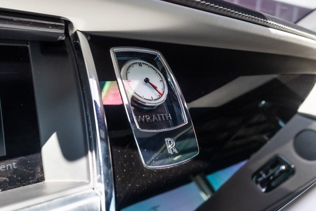 Used 2019 Rolls-Royce Wraith RWD image 35