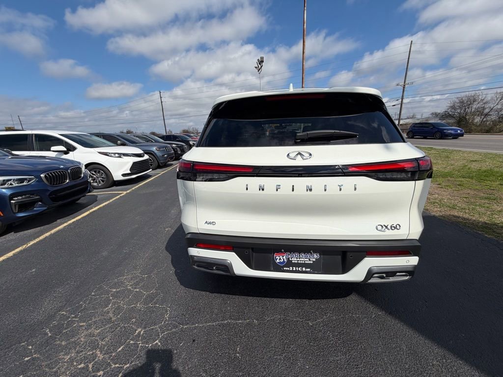Used 2024 INFINITI QX60 Sensory w/ Vision Package image 4